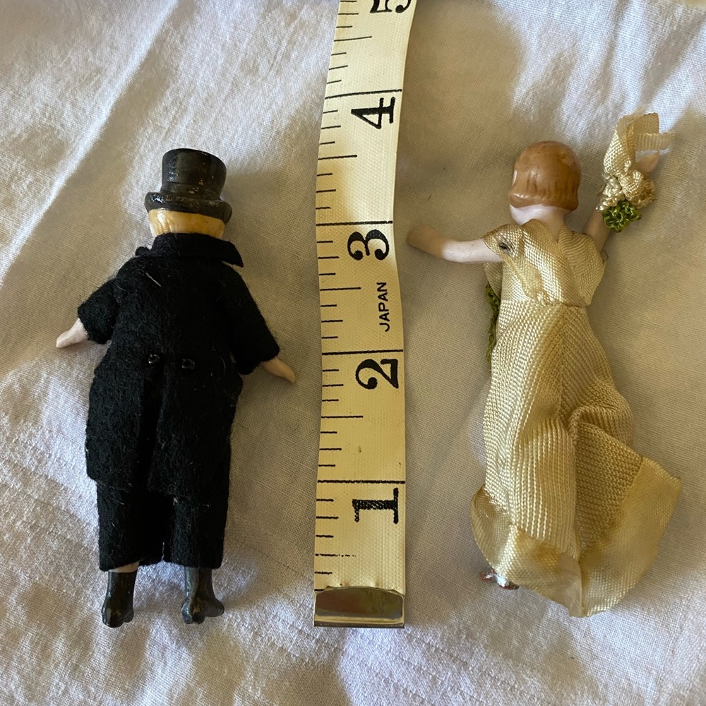 Elegant Ceramic Couple Figurines